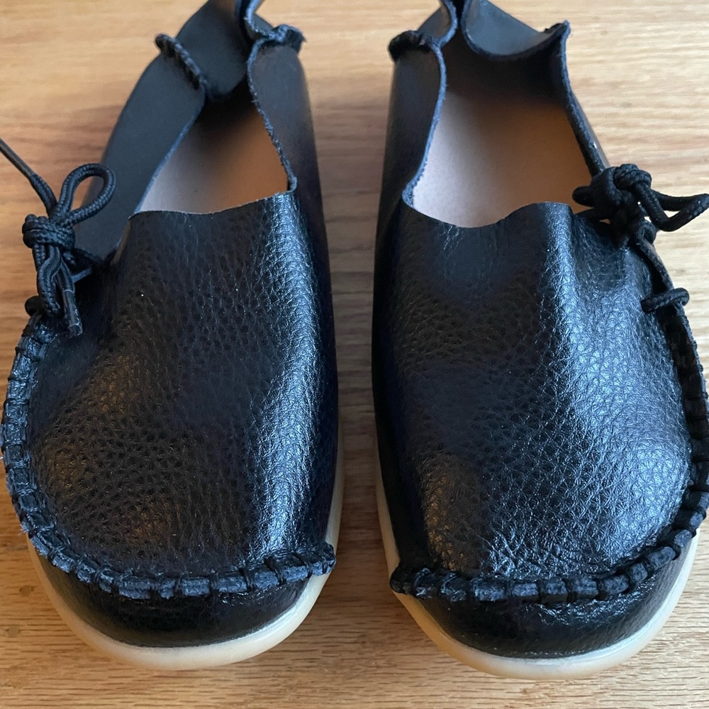 NWOT Black Leather Loafers/ Driving Moccasins sz 6
